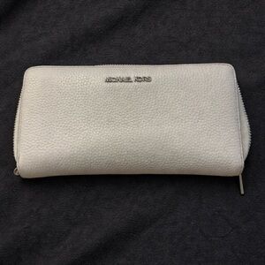 Michael Kors Off-White Pebbled Leather Zip Wallet with Silver Hardware